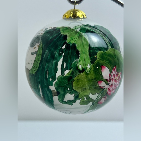 Hawaii Hand Painted Bird Floral Mele Kalikimaka Christmas Glass Ornament - Picture 8 of 13